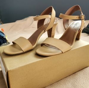 Lucky Brand Nude Heels